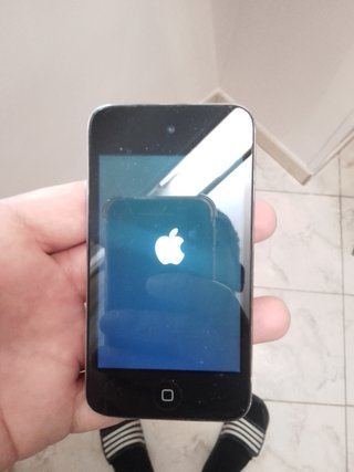 iPod 8gb iPod 2 GB.