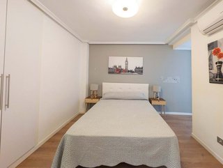 Piso en venta en Centro en Alicante