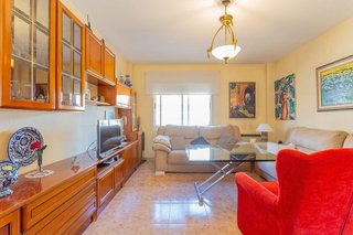 Casa adosada en venta en Cúllar Vega