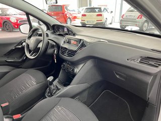 PEUGEOT 208 5P ACCESS 1.6 BlueHDi 75