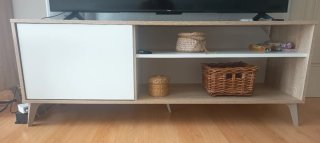 Mueble TV salón madera