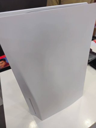 Playstation 5 825 GB + Mando Oficial