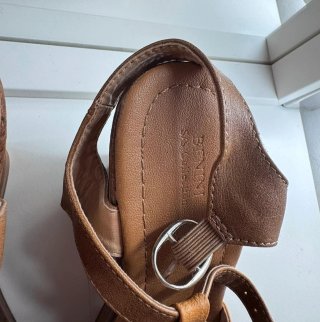 Sandalias cuña Benen piel marrón y amarillo