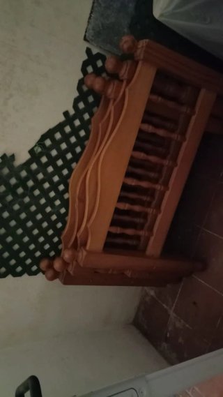 Testate in legno massello per letto piccolo
