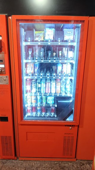 Vending 24h zona más transitada en Burjassot
