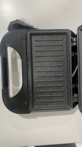Sandwichera Cecotec 750W