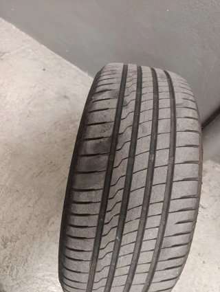 Llantas BMW con neumáticos nuevos