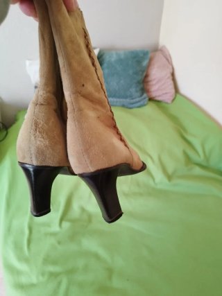 Botines beige tacón punta