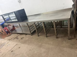 Mesa de acero inoxidable