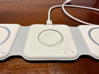 Caricatore wireless 3 in 1 per iPhone (pieghevole)