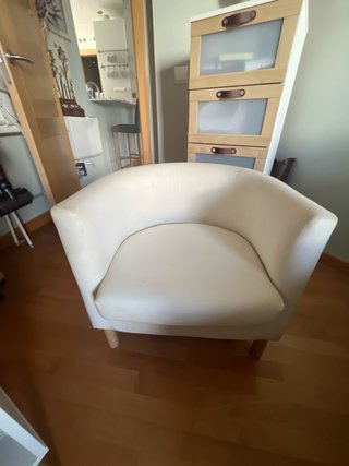 Sillón Ikea con reposabrazos