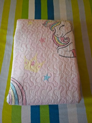 Colcha infantil unicornios Miracle Home 90-105 cm