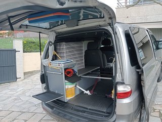 Hyundai H-1 2005 semi camperizada