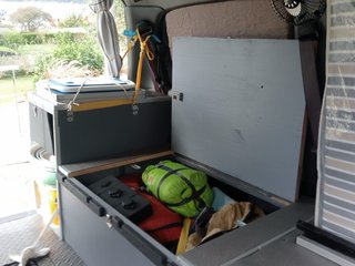 Hyundai H-1 2005 semi camperizada