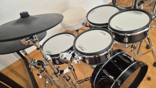 Roland VAD 307 V-Drums