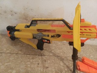 Pistola de Juguete Nerf con accesorios