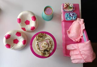 Muebles y accesorios Barbie
