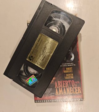 5 Películas VHS: Pulp Fiction, American History X,