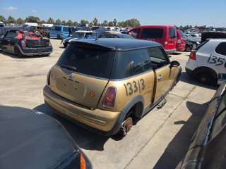 Mini Cooper R56 Dorado