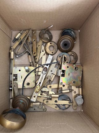 Manivelas doradas para puerta (6 unidades)