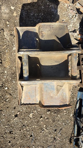 CM52 Cazo Mixta 80CM New Holland Usado