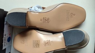 Zapatos de vestir PLATINO Coimbra, color  Beige.