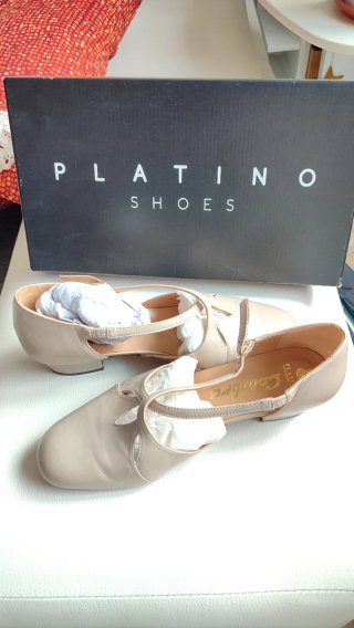 Zapatos de vestir PLATINO Coimbra, color  Beige.