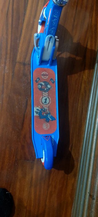 Patinete infantil Oxelo azul y rojo