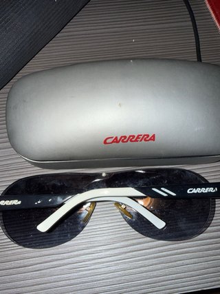 Estuche Gafas Carrera Gris y Rojo