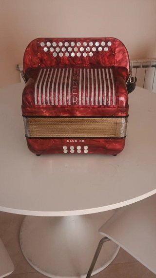 Acordeón Hohner Club Do-Fa Rojo