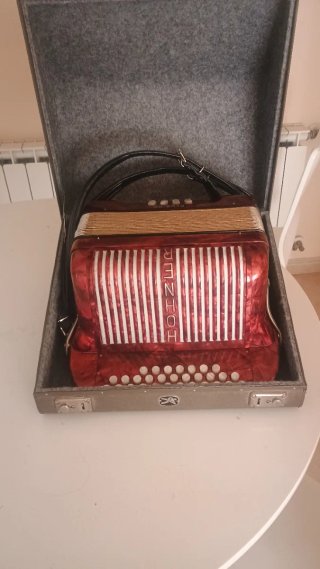 Acordeón Hohner Club Do-Fa Rojo