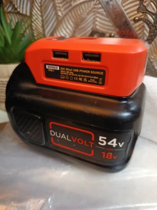 Black+Decker DualVolt 54V Batería y Linterna