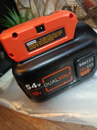 Black+Decker DualVolt 54V Batería y Linterna