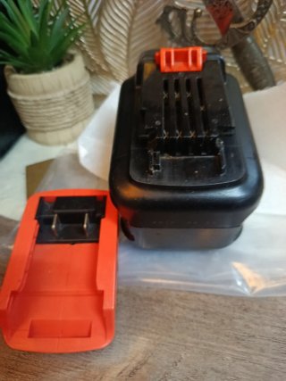 Black+Decker DualVolt 54V Batería y Linterna