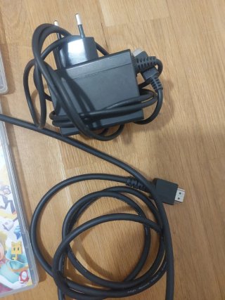 Console Nintendo Switch + 6 Giochi