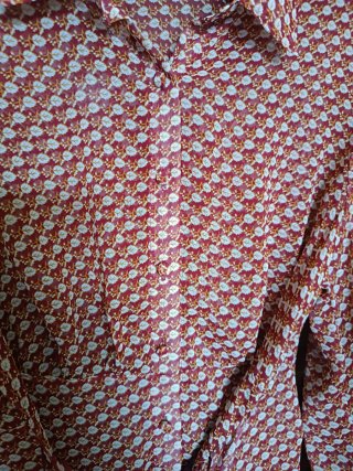 Blusa estampada  Talla L