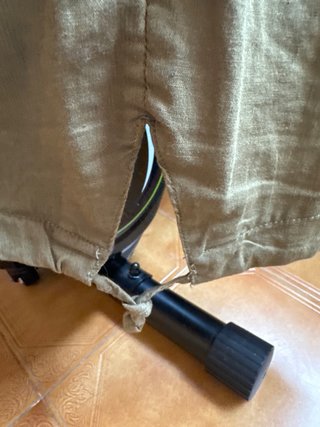 Cazadora de entre tiempo, color militar, con capuc
