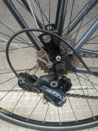 Bicicleta de carretera Genesis Equlibrium