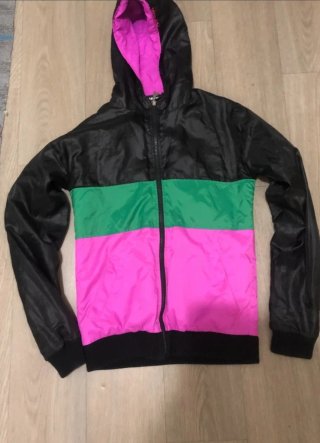 Impermeable Bjorkvin Negro, Verde y Rosa