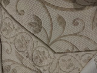 Set completo di copriletto e lenzuolo con pizzo