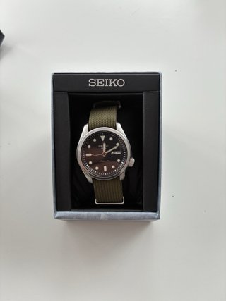 Reloj Seiko 5 Sport Hombre Negro/Verde automático