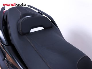 YAMAHA X-MAX 125 TECH MAX