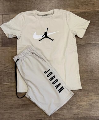 Conjunto Jordan Camiseta y Pantalón Corto Beige