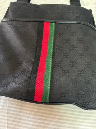 Bandolera negra