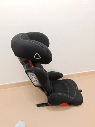 Silla tataka Maxi grupo 2/3  color negra.