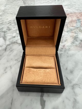 Scatola porta anelli Bulgari nera
