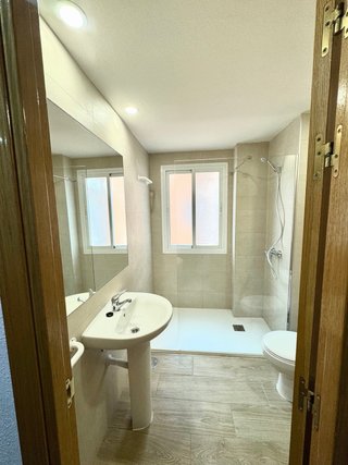 Habitacion en piso compartido.