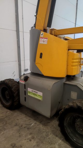 Plataforma Elevadora Articulada Diésel 12m