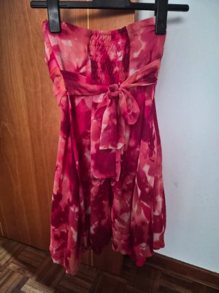 Vestido elegante volante rosa y rojo