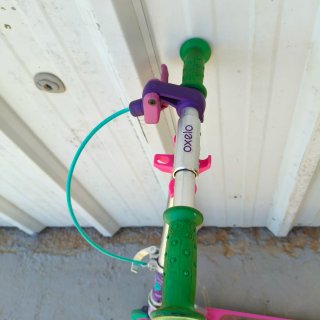 Patinete infantil Oxelo rosa y morado